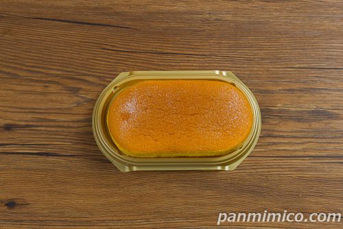 たっぷりたまごのふわじゅわシフォンケーキ【ヤマザキ】上から撮った写真