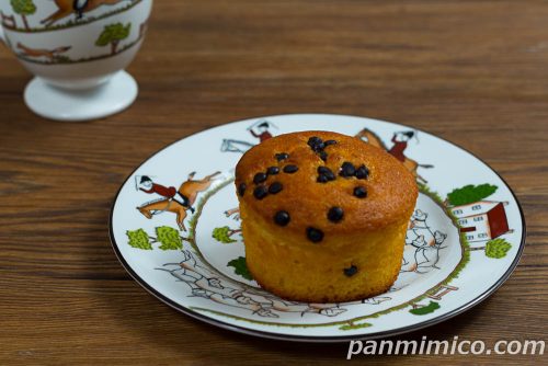 スイーツマフィン バニラチョコ【Pasco】斜めから撮った写真