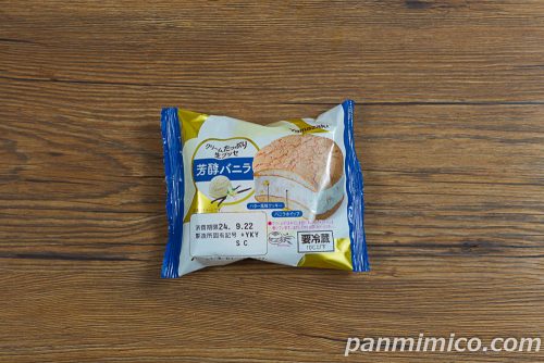 クリームたっぷり生ブッセ（芳醇バニラ）【ヤマザキ】パッケージの写真