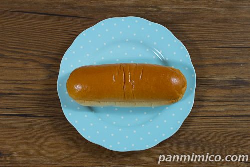 カスタードとリンゴのロール（京都府産たまごのカスタード使用）【ヤマザキ】上から撮った写真