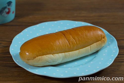 カスタードとリンゴのロール（京都府産たまごのカスタード使用）【ヤマザキ】斜めから撮った写真