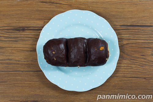 生ふわもちパン　生チョコホイップ【ローソン】上から撮った写真