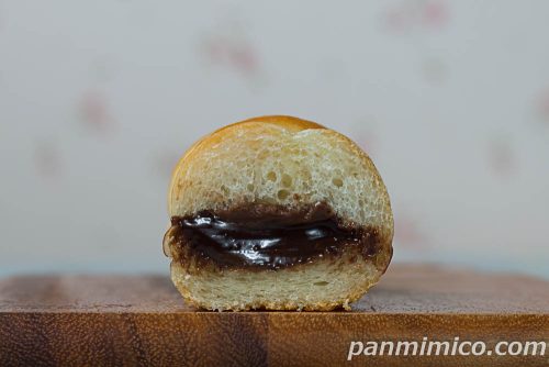 国産小麦 ずっしりチョコフランス【Pasco】断面の写真