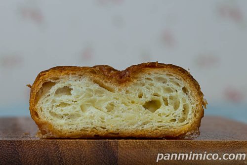 クイニーアマン１９９８年【セブンイレブン】断面の写真