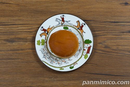 しあわせ届けるモンブランくりぃむぱん【YKベーキングカンパニー】上から撮った写真