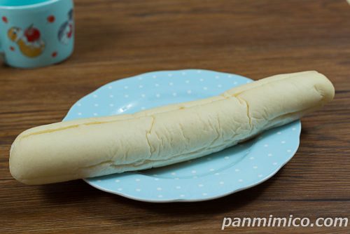 やわらか濃厚ミルクロール【Pasco】斜めから撮った写真