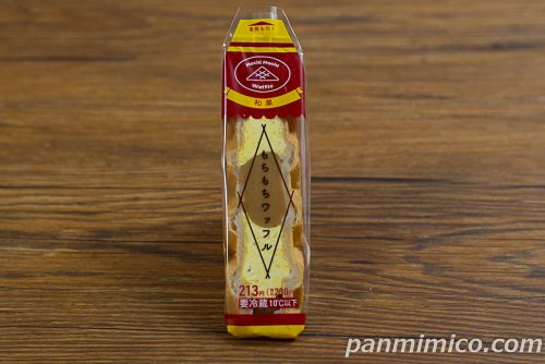 もちもちワッフル　和栗【ファミリーマート】パッケージの写真