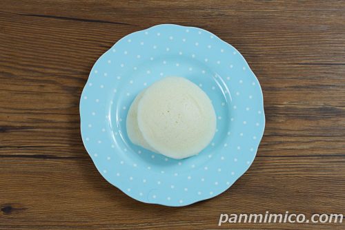 白いダース　ホワイチョコどら焼き【セブンイレブン】上から撮った写真