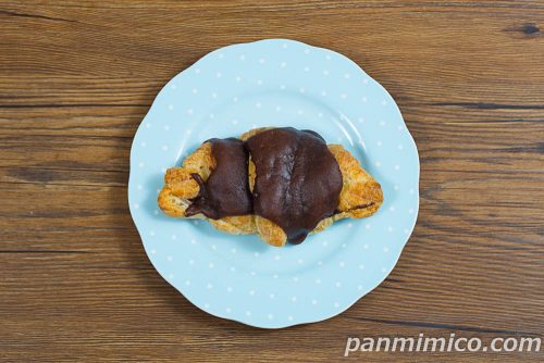 バター香るチョコクロッキー【ローソン】上から撮った写真