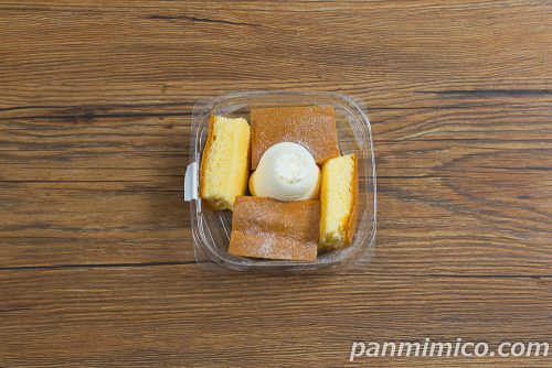ふわふわシフォンケーキ【ファミリーマート】上から撮った写真