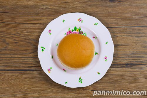 生じゃむぱん　ほいっぷ【フジパン】上から撮った写真