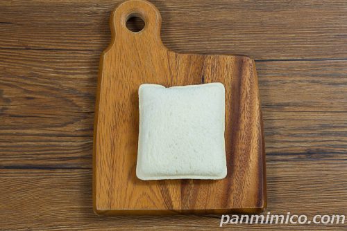 ランチパックとろリッチ生（生クリーム入りチョコホイップ）【ヤマザキ】上から撮った写真