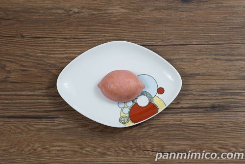 いちごミルクケーキ3個入【ファミリーマート】上から撮った写真