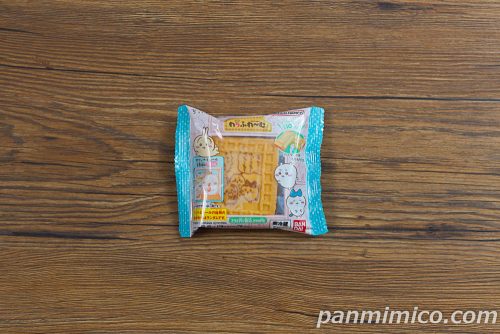 ちいかわ　わっふれーむ【ファミリーマート】パッケージの写真