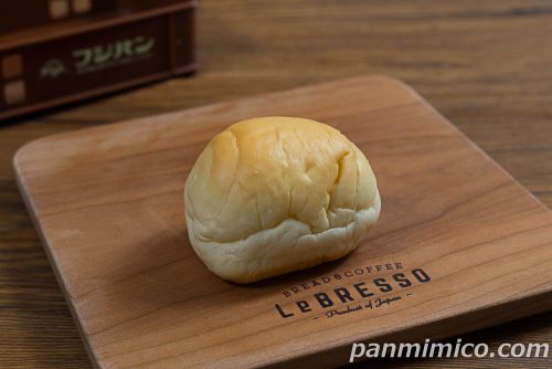 ネオ米粉ロール（6）【フジパン】斜めから撮った写真