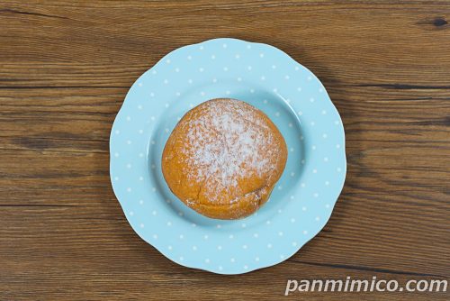 たっぷりあんホイップドーナツ【ヤマザキ】上から撮った写真