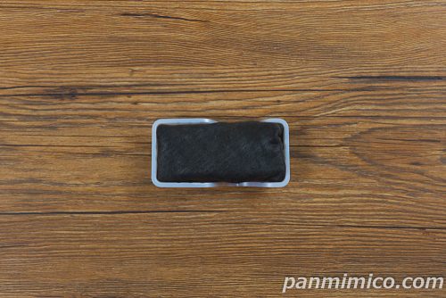 ブラックサンダー　ザクモチチョコクレープ【ファミリーマート】上から撮った写真