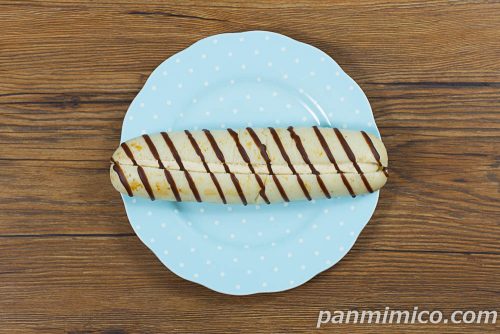 キャラメルホイップロール【セブンイレブン】上から撮った写真