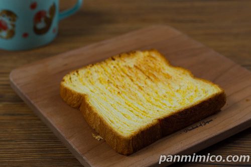 クリームスイート２枚入【YKベーキングカンパニー】トーストの写真