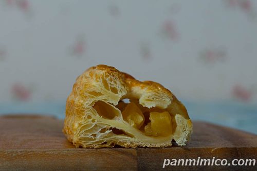 ごろっとりんごのアップルパイ【Pasco】断面の写真