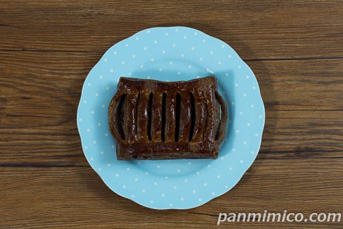 特濃生チョコパイ【ヤマザキ】上から撮った写真