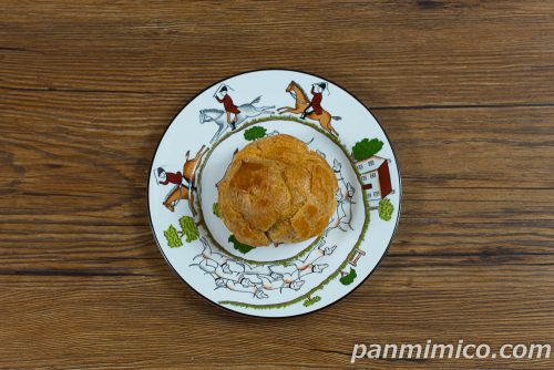 あんこシュー(北海道産小豆)【ローソン】上から撮った写真