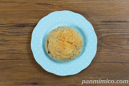 クッキー＆クリームメロンパン【Pasco】上から撮った写真