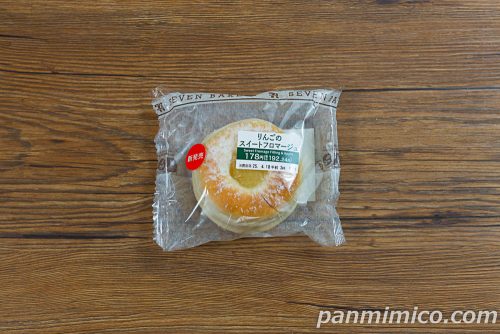 りんごのスイートフロマージュ【セブンイレブン】パッケージの写真