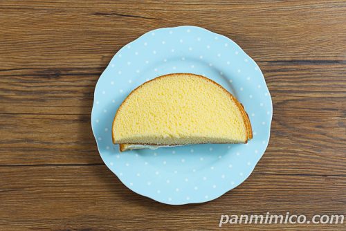 ミルククリームサンド(北海道産牛乳入りミルククリーム)【ヤマザキ】上から撮った写真