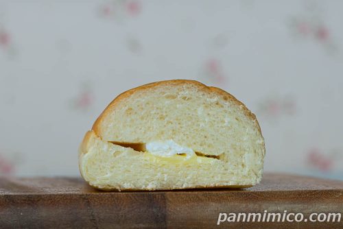 ラ・フランスコッペ【フジパン】断面の写真