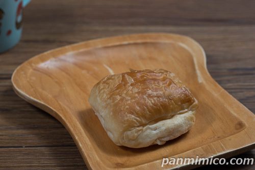 たまごデニッシュ（4個入）【ヤマザキ】斜めから撮った写真