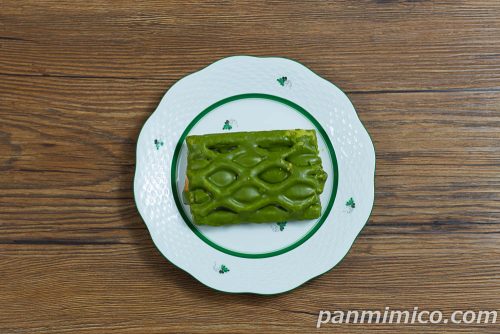 サクサクパイ　抹茶ラテ【セブンイレブン】上から撮った写真