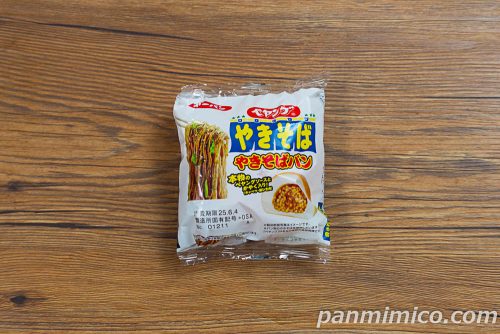 ペヤングソースやきそばパン【第一パン】パッケージの写真
