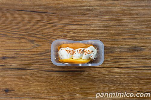 クリームがおいしい　ふわふわオムレット【ファミリーマート】上から撮った写真