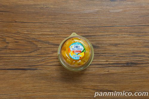 2種のフルーツタルト（黄桃＆パイン）【ヤマザキ】パッケージの写真