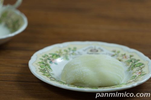 夏雫果(メロン)【ヤマザキ】斜めから撮った写真