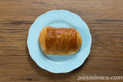 バゲットクロワッサン　ミルク【ローソン】上から撮った写真