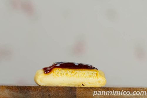 お好み焼きみたいなクレープ【セブンイレブン】断面の写真