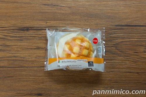 ホイップメロンパン【セブンイレブン】パッケージの写真