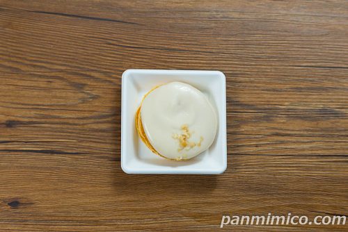 マカダミアナッツソースのパンケーキ【ファミリーマート】上から撮った写真