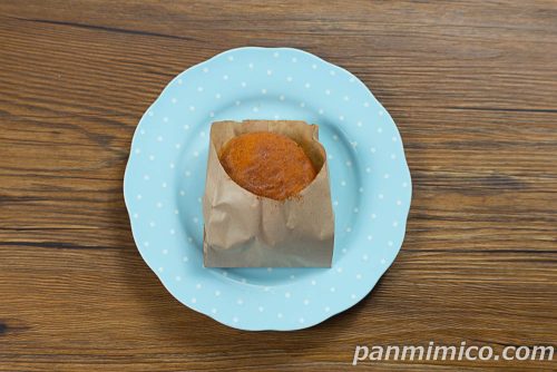 マラサダ(マカダミアチョコホイップ)【ファミリーマート】上から撮った写真