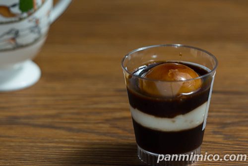 アフォガード風コーヒーゼリー【ローソン】斜めから撮った写真