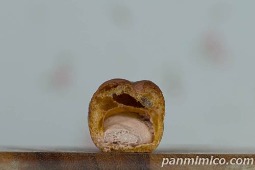 ルマンド風エクレア【モンテール】断面の写真