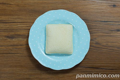 ランチパック（とろリッチ生）生クリーム入りバナナホイップ【ヤマザキ】上から撮った写真