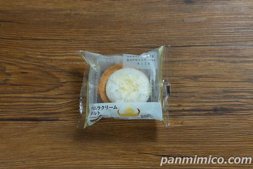 バニラクリームタルト【ローソン】パッケージの写真