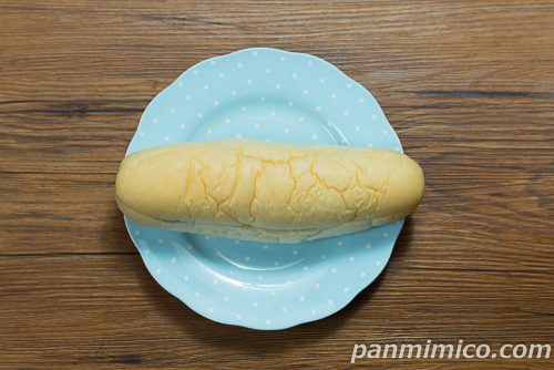 【フジパン新作】白いコッペ上から撮った写真