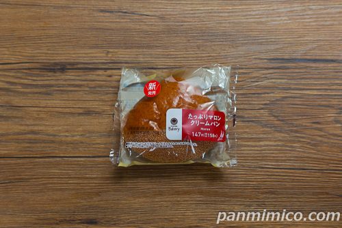 【ファミマ新作】たっぷりマロンクリームパンパッケージの写真