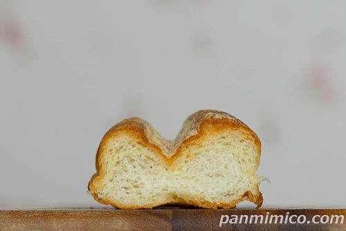 【第一パン】思い出のあげぱん　きなこ断面の写真