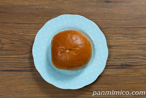 ヤマザキ「高級焼きいもあんぱん」上から撮った写真