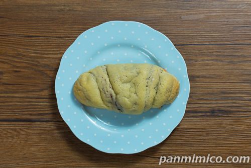 【フジパン】「生めろんくろわっさん　しょこら」上から撮った写真